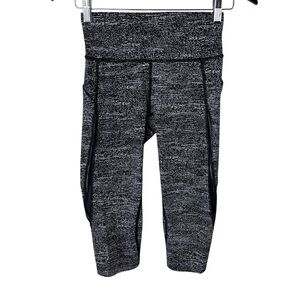 Lululemon Run Inspire Crop Luxtreme Leggings Black And White Print Womens Size 4